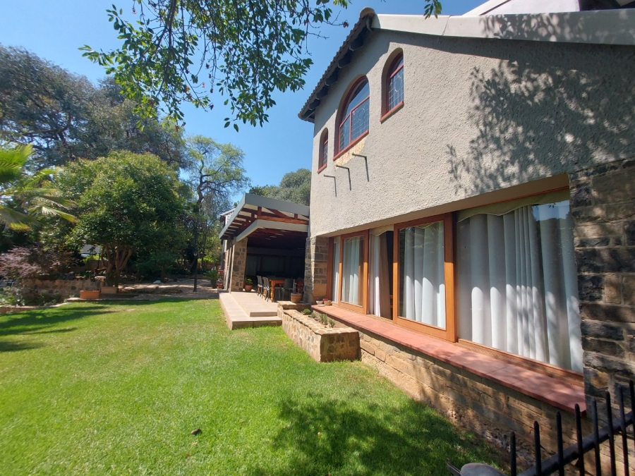 5 Bedroom Property for Sale in Waverley Free State